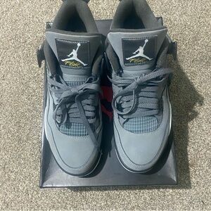 Jordan Retro 4 Cool Gray Sneakers size11